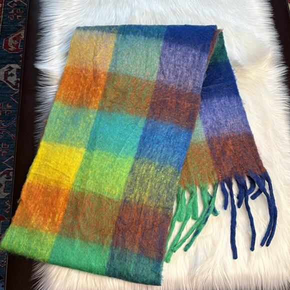 Multi Color Fuzzy Plaid Blanket Scarf - Picture 4 of 5